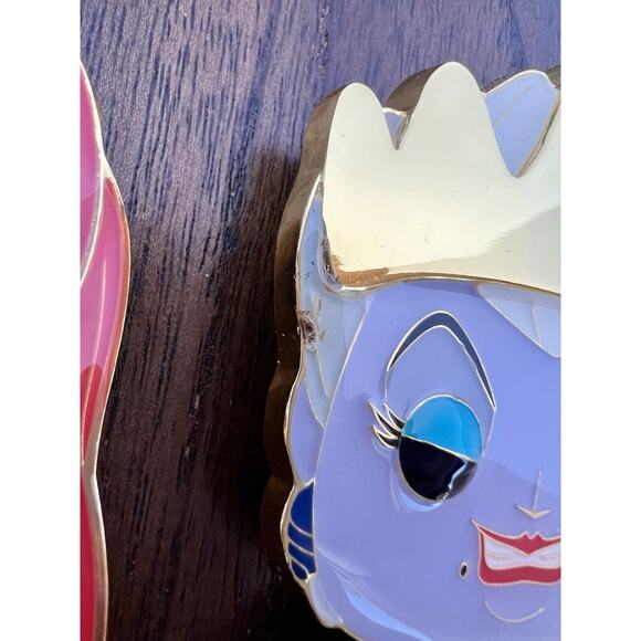 Funko Pop! Disney Pin #06 Ariel + #07 Ursula Large Enamel Pins - Picture 4 of 5